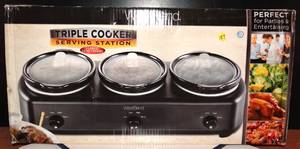 lot 187 image: West Bend Triple Cooker Serving Station 3 Large 1.5qt Crocks MD-QH4501 - APPEARS SEALEDNEW $$$