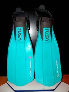 lot 194 image: TUSA Liberator X-Ten Open Heel Scuba Diving Fins - TEALBLACK - SIZE SM (THESE ARE MEANT TO BE WORN WITH BOOTSSHOES)