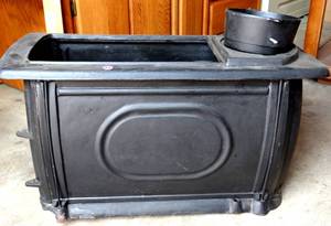 lot 212 image: BIG $$$ ITEM - Vogelzang Cast Iron Standard Boxwood Wood Stove - COMPLETENEVER USED