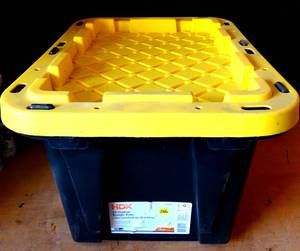 lot 266 image: HDX 12 GALLON TOUGH TOTE WITH ASSORTMENT OF TOOLS AS SHOWN