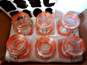 lot 283 image: ENCHENG 7 oz Mason Jars,Glass Jars With Leak Proof Rubber Gasket - NEW SET OF 6 (SPARE GASKET FOR EACH)