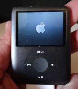 lot 299 image: BIG $ ITEM  FULLY WORKING - Apple iPod nano A1236 8 GB - Silver - 3rd Generation - VGC