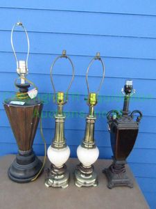 lot 97 image: Desk lamps