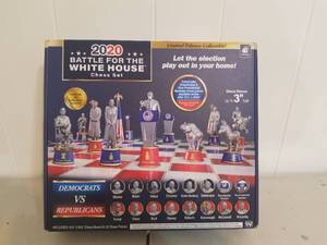 lot 16 image: 2020 Battle for the White House Chess game (B)