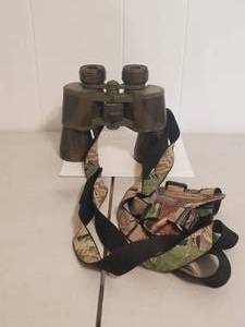 lot 26 image: Tasco Binoculars 10x50 with Cabelas carry strap (B)