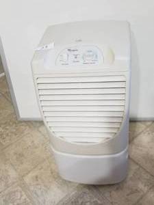 lot 33 image: Whirlpool dehumidifier (B)