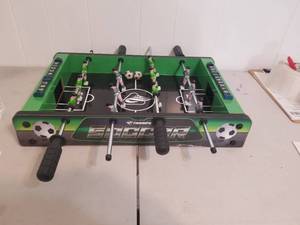 lot 40 image: Mini - Foosball table with 2 balls (B)
