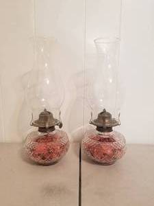 lot 46 image: Set of oil lamps (B)