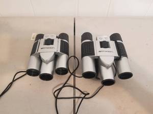 lot 76 image: Pair of Emerson video binoculars (B)