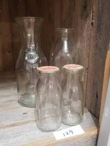 lot 129 image: Vintage glassware and milk bottles (C)