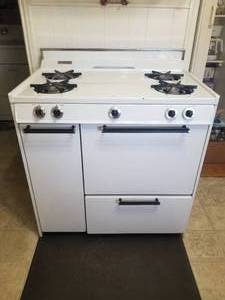lot 136 image: Imperial gas stove - will need to be disconnected (C)