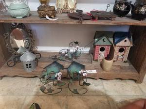 lot 159 image: Shelf lot (D)