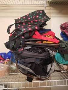 lot 175 image: Generous selection of handbags and more (D)