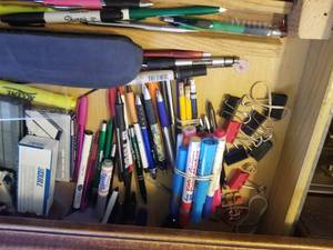 lot 192 image: Desk drawer lot(3)  (D)