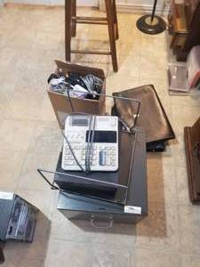 lot 194 image: Office supplies lot - single file cabinet (D)