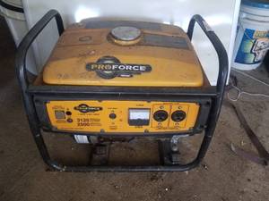 lot 257 image: Pro-Force generator and a plastic gas can (G)