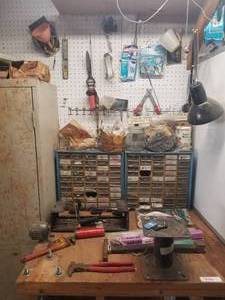 lot 266 image: Bench top and items on wall (G)