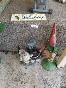 lot 355 image: Outdoor yard decor. (F)