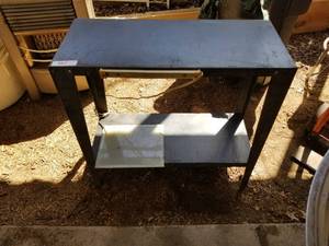 lot 361 image: Metal workstation (F)