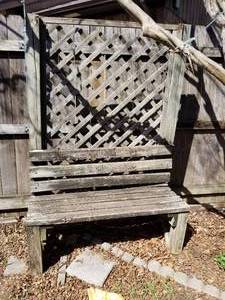 lot 388 image: Wood bench with lattice (F)