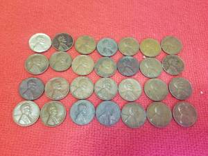 lot 254 image: Selection of pennies, 1941 steel and up - mostly wheat pennies (C)
