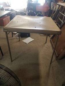 lot 307 image: Fold up table (G)