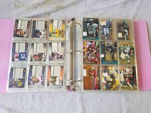 lot 5 image: Selection of sports cards in binder