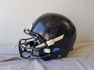 lot 166 image: Football helmet
