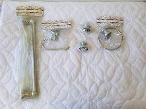 lot 170 image: Bathroom accessories set - T-paper holder, 2 robe hooks, towel ring, and 18 and 24 towel bars