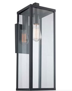 lot 39 image: Wall mounted light fixture