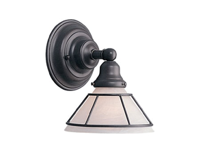 lot 53 image: Wall mounted light fixture