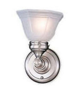 lot 66 image: Wall mounted light fixture