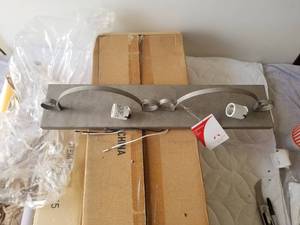 lot 79 image: Wall mounted light fixture