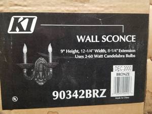 lot 89 image: Wall sconce