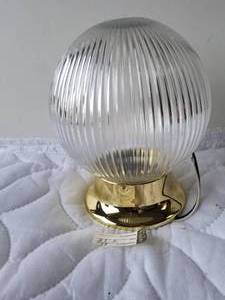 lot 141 image: Ceiling mounted light fixture