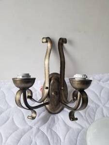 lot 153 image: Wall mounted light fixture