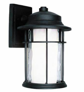lot 67 image: Wall mounted light fixture
