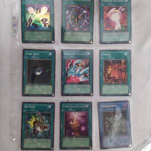 lot 47 image: 9 YU-GI-OH MAJICS CARDS