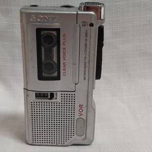 lot 60 image: SONY MICRO CASETTE CORDER WITH TAPE