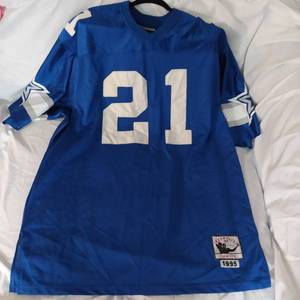 lot 108 image: MENS MITCHELL & NESS THROWBACK BLUE SANDERS JERSEY