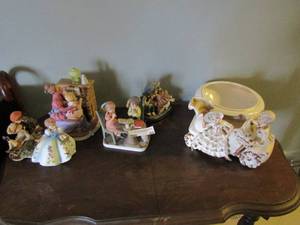 lot 80 image: Royal Hager dcor bowl , couple on carriage, assorted figurines