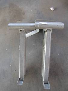 lot 126 image: 2 Aluminum ladder jacks like new
