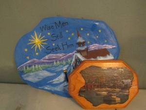 lot 162 image: 10x13 wall hanging wise man 8x5 wooden art pic
