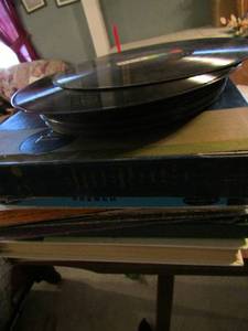 lot 173 image: Record lot- Reader digest, Holy Bible, Inspirational classics, solid gospel, kingsman, Paul Mickelson