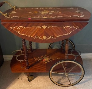 lot 1 image: Rolling Tea Cart with drop down sides,  6 wine bottle holders - Inlayed floral design 26x32x30 BEAUTIFUL