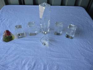 lot 83 image: Lot Of 7-Mixed Size, Etched Crystal Glass Paper Weights