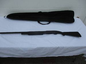 lot 1 image: Mossberg-Maverick Model 88, 12-Gauge Pump Shotgun With 28-Barrel In Allen Soft RifleShotgun Case, Good Condition,