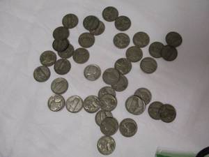 lot 75 image: 40- (35% Silver) War Nickels Mixed Years- 1942,1943,1944 and 1945, PS&D    NOTE 2 X Money
