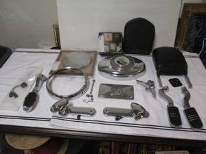 lot 128 image: Large Mixed Lot Of Harley-Davidson Motorcycle parts