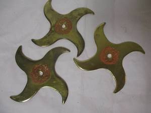 lot 138 image: 3- 4-12 Ninja Throwing Stars